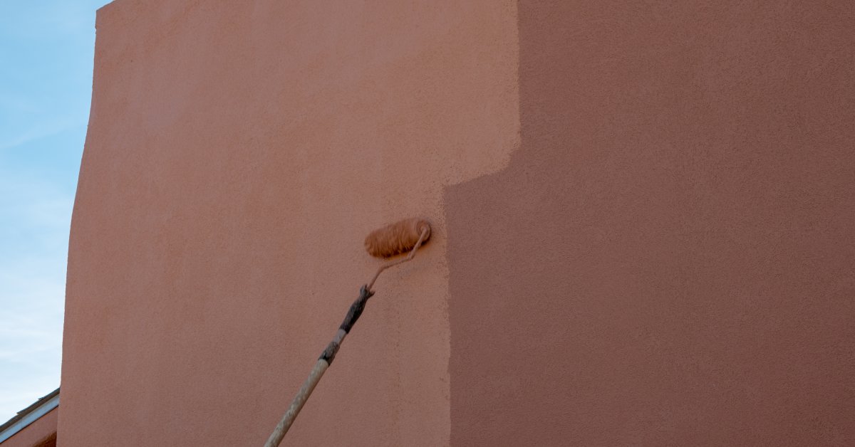 Why Elastomeric Exterior Paint Is Ideal for Stucco Homes